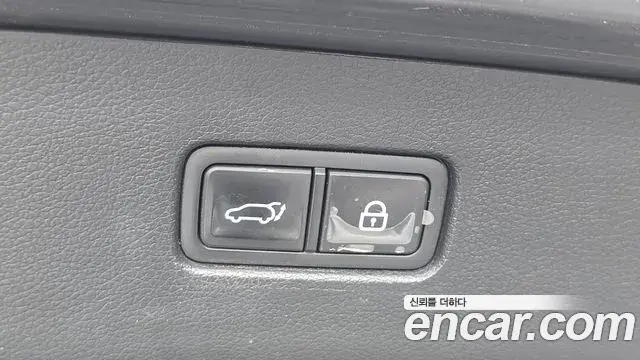 Genesis GV80 2021 — Şəkil 28/32