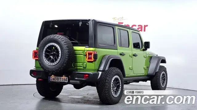 Jeep Wrangler 2025 — Photo 23/31