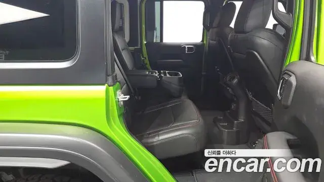 Jeep Wrangler 2025 — Photo 7/31
