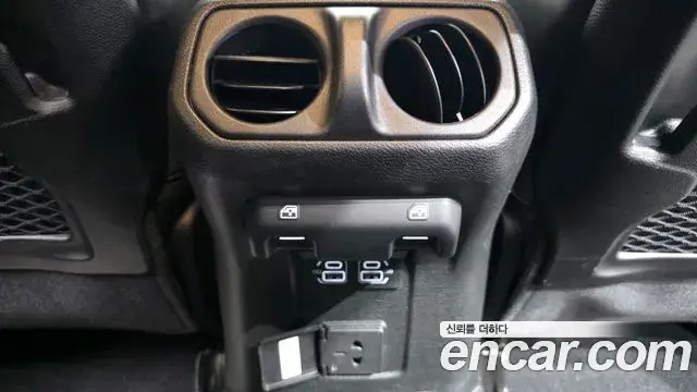 Jeep Wrangler 2025 — Photo 4/31