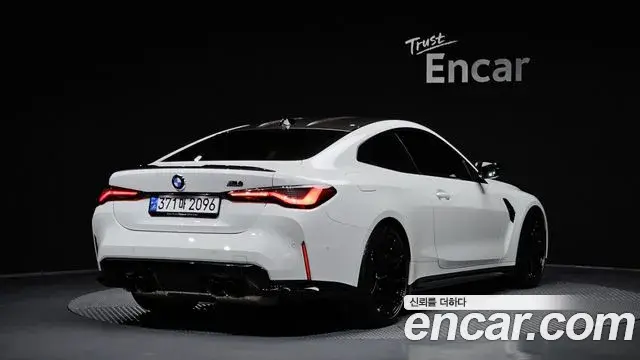 BMW M4 2024 — Photo 1/20