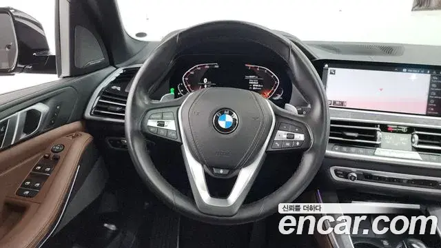 BMW X5 2019 — Фото 13/20