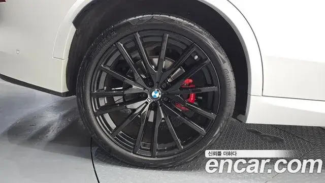BMW X5 2025 — Photo 2/32