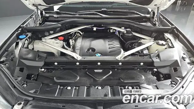 BMW X5 2025 — Photo 19/32