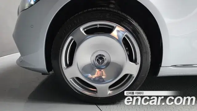 Mercedes-Benz S-Class 2022 — Фото 4/20