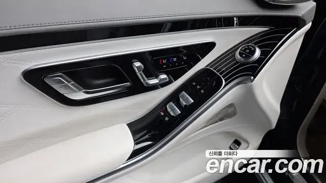 Mercedes-Benz S-Class 2022 — Фото 19/20