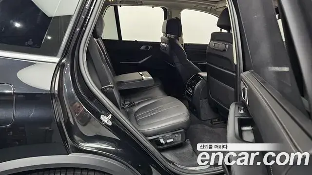 BMW X5 2023 — Şəkil 31/41