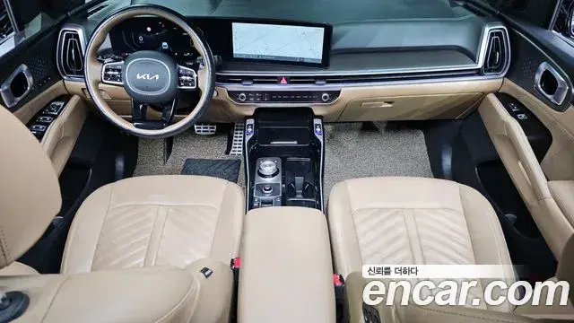 Kia Sorento 2023 — ფოტო 16/36
