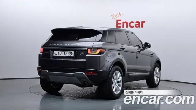 Land Rover Range Rover Evoque 2019 — Фото 1/20