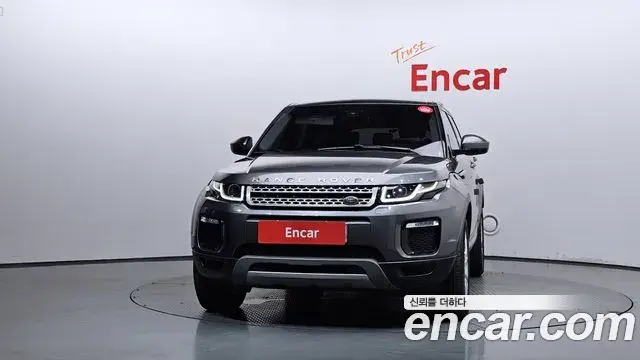 Land Rover Range Rover Evoque 2019 — Фото 2/20