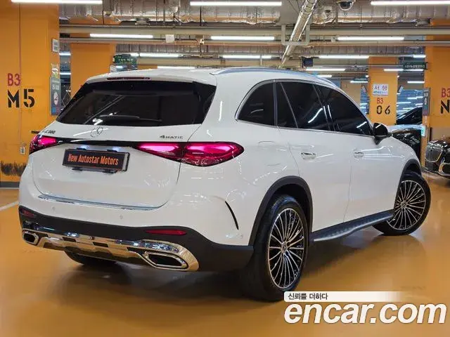 Mercedes-Benz GLC-Class 2025 — Photo 1/20