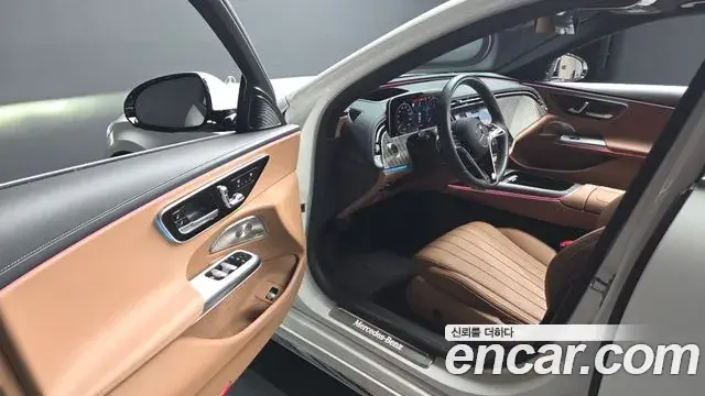 Mercedes-Benz E-Class 2024 — Фото 10/20