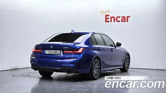 BMW 3 Series 2020 — Photo 15/32