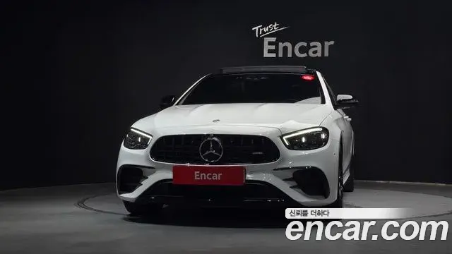 Mercedes-Benz E-Class 2022 — Фото 3/20