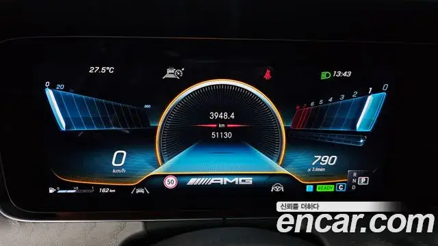 Mercedes-Benz E-Class 2022 — Фото 8/20