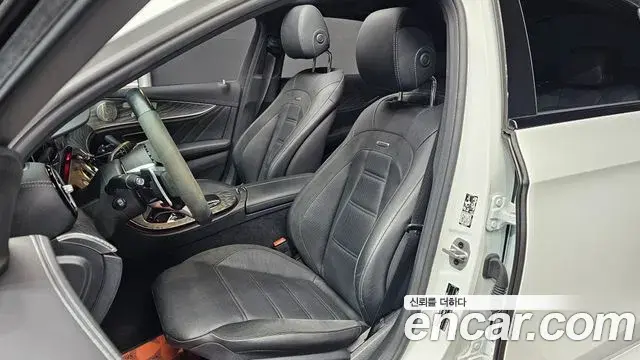 Mercedes-Benz E-Class 2022 — Фото 10/20