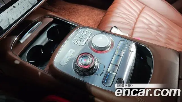 Genesis G90 2023 — Şəkil 32/37