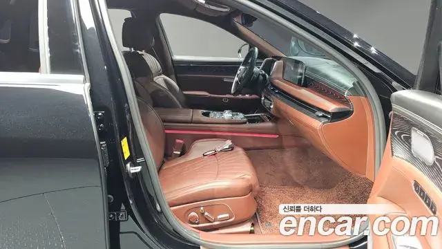 Genesis G90 2023 — Şəkil 36/37