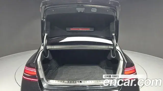 Genesis G90 2023 — Şəkil 15/37