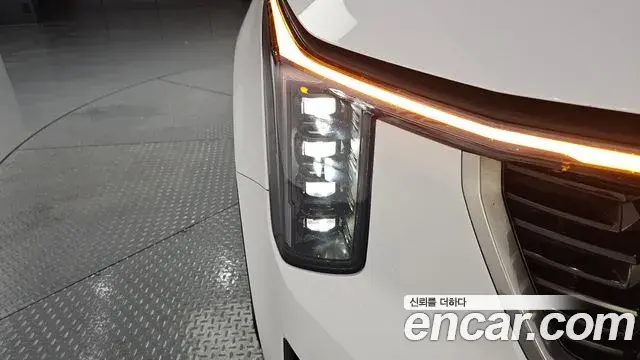 Kia Sorento 2023 — ფოტო 18/34