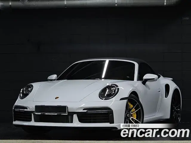 Porsche 911 2021 — Photo 4/20