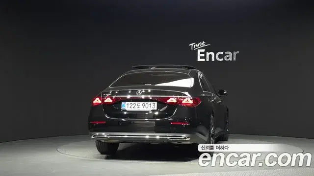 Mercedes-Benz E-Class 2025 — Şəkil 4/20