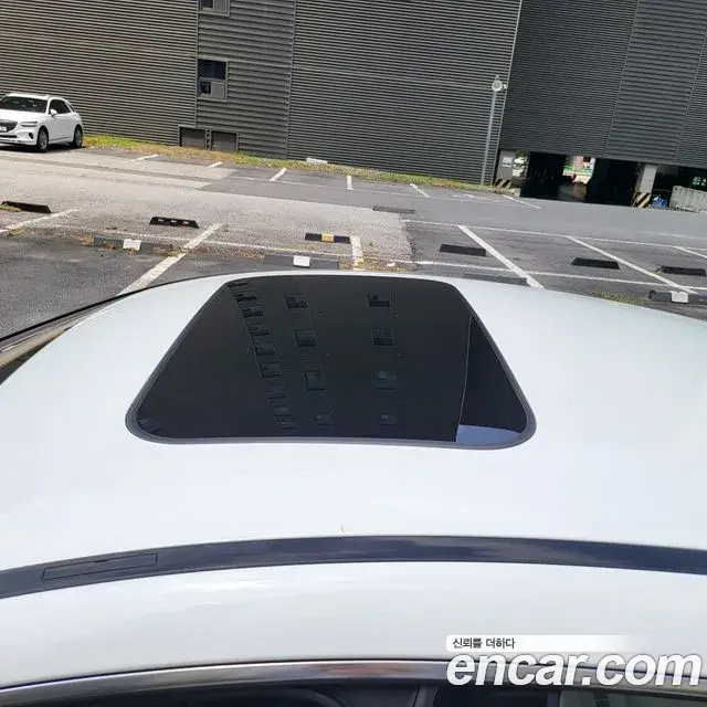 Mercedes-Benz AMG GT 2022 — Photo 16/18