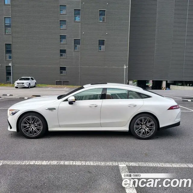 Mercedes-Benz AMG GT 2022 — Photo 8/18