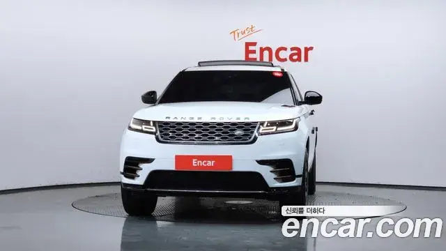 Land Rover Range Rover Velar 2018 — Şəkil 17/40