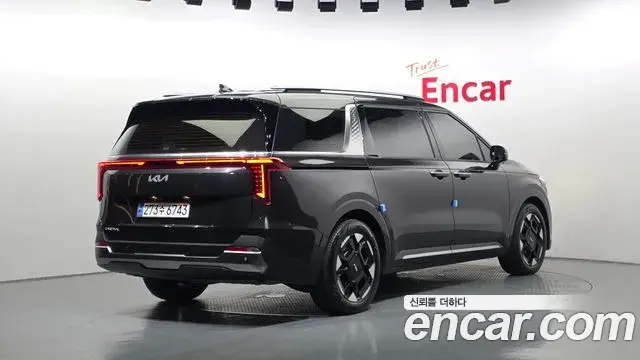 Kia Carnival 2025 — Фото 3/20