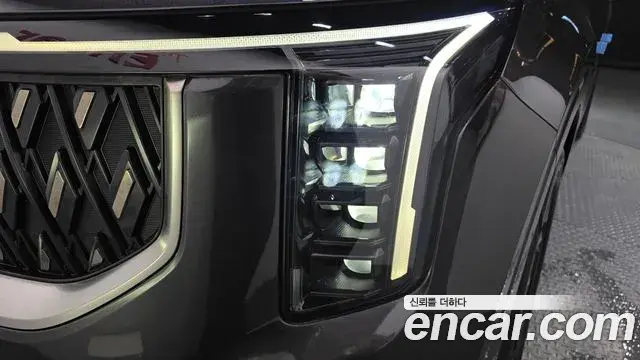 Kia Carnival 2025 — Фото 19/20