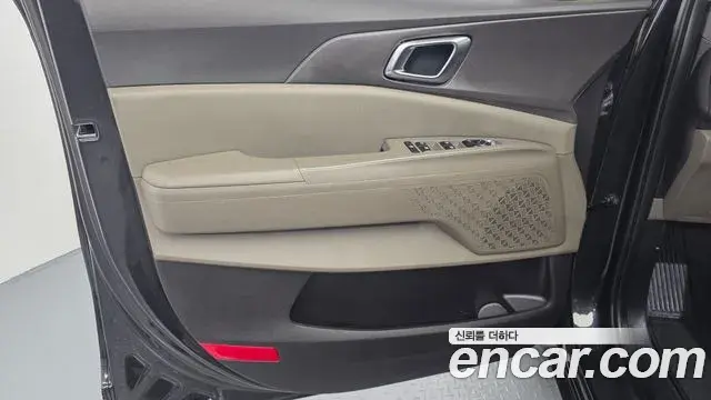 Kia Carnival 2025 — Photo 15/34