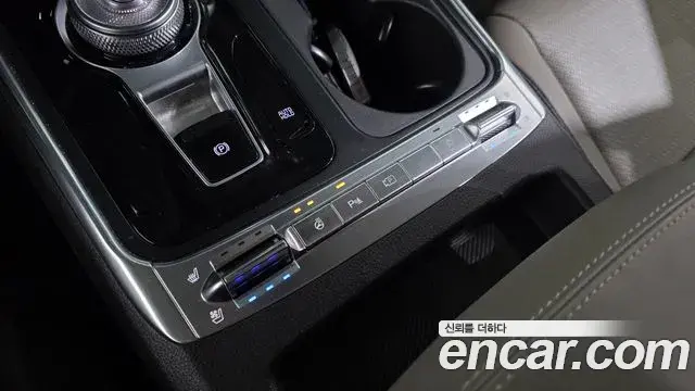 Kia Carnival 2025 — Photo 3/34