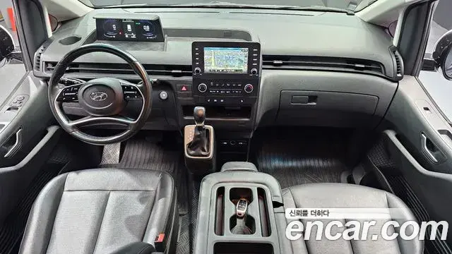 Hyundai Staria 2021 — Photo 7/20