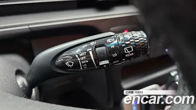 Hyundai Staria 2021 — Photo 19/20