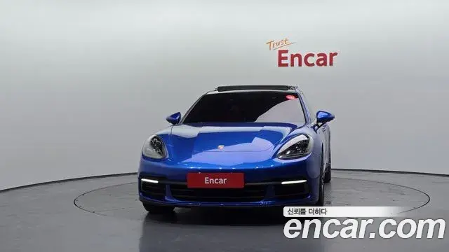 Porsche Panamera 2018 — Şəkil 19/20