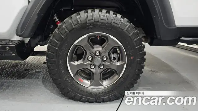 Jeep Gladiator 2021 — Photo 12/34