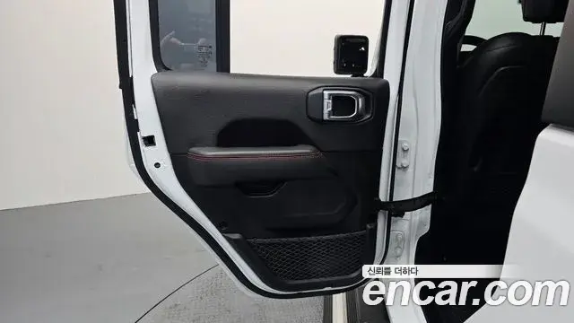 Jeep Gladiator 2021 — Photo 32/34