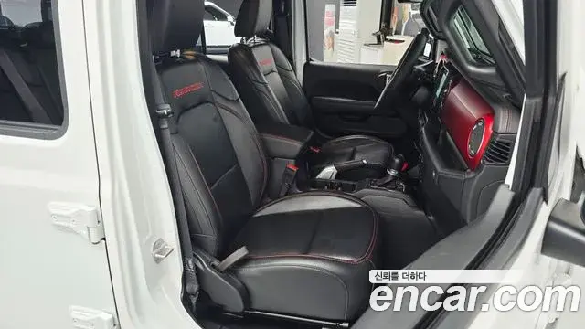 Jeep Gladiator 2021 — Photo 23/34