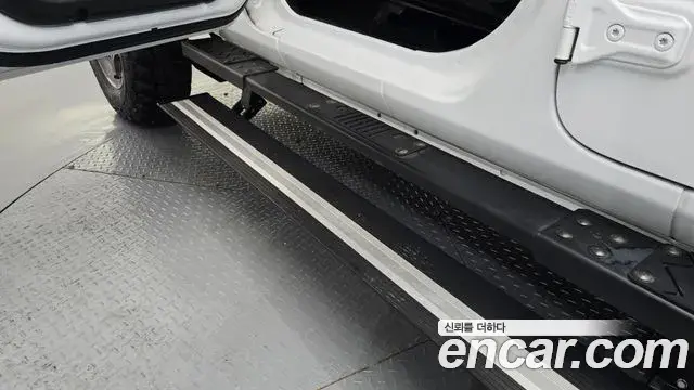 Jeep Gladiator 2021 — Photo 18/34