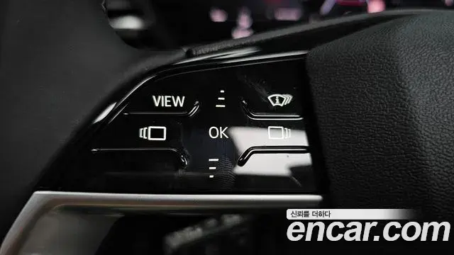 Audi Q5 2025 — Photo 21/35