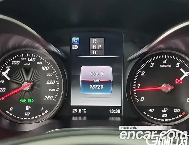 Mercedes-Benz GLC-Class 2019 — Photo 5/19
