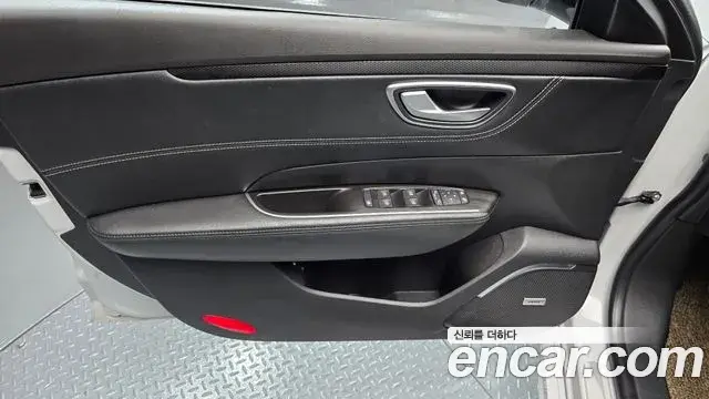 Renault Samsung SM6 2021 — Фото 17/20