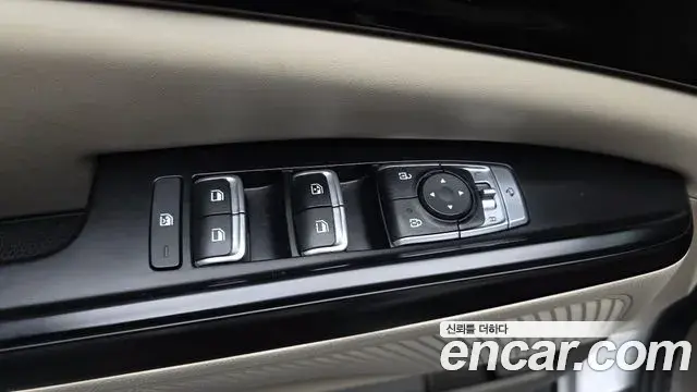 Kia Carnival 2022 — Şəkil 15/30