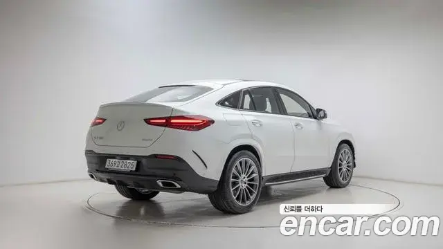 Mercedes-Benz GLE-Class 2025 — ფოტო 10/18