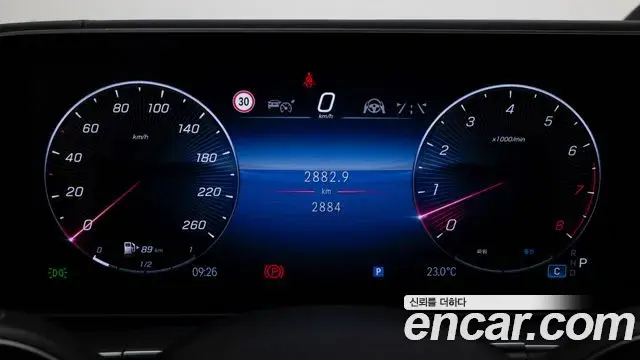 Mercedes-Benz GLE-Class 2025 — ფოტო 11/18