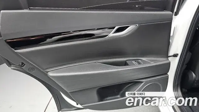 Genesis G80 2021 — ფოტო 29/31