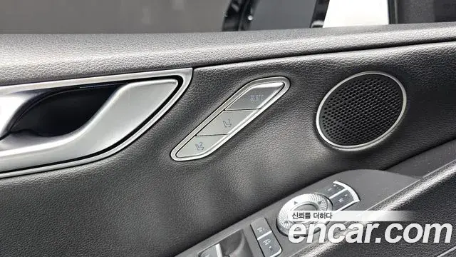 Genesis G80 2021 — ფოტო 28/31