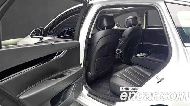 Genesis G80 2021 — ფოტო 16/31