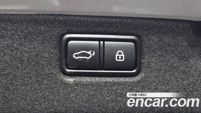 Genesis G70 2020 — Photo 2/31